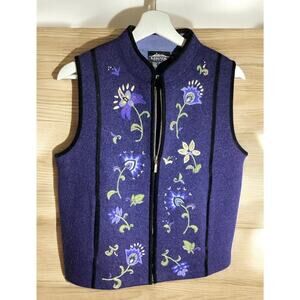 Icelandic 98% wool vest‎ floral embroidery women’s sz small navy